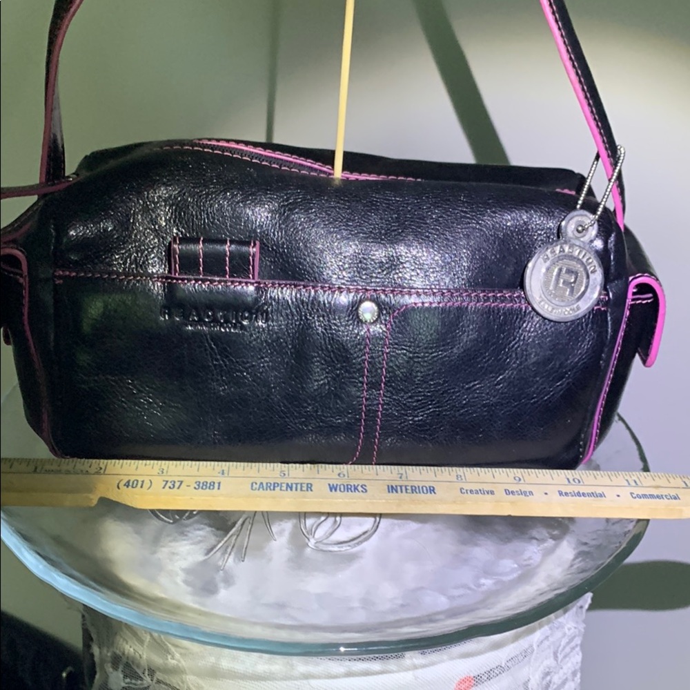 Kenneth Cole Reaction Black and Pink Leather Shoulder or Hand Bag - Picture 5 of 8
